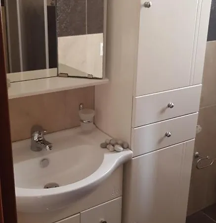 Дом отдыха Lost In View Ханиоти