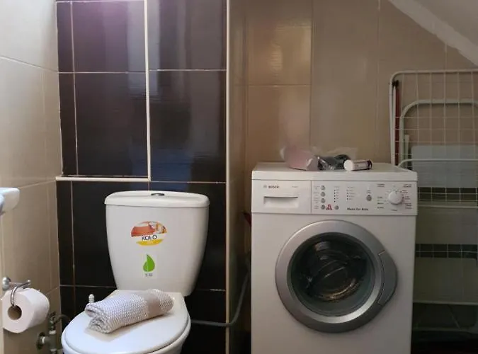 Nyaraló Lost In View *